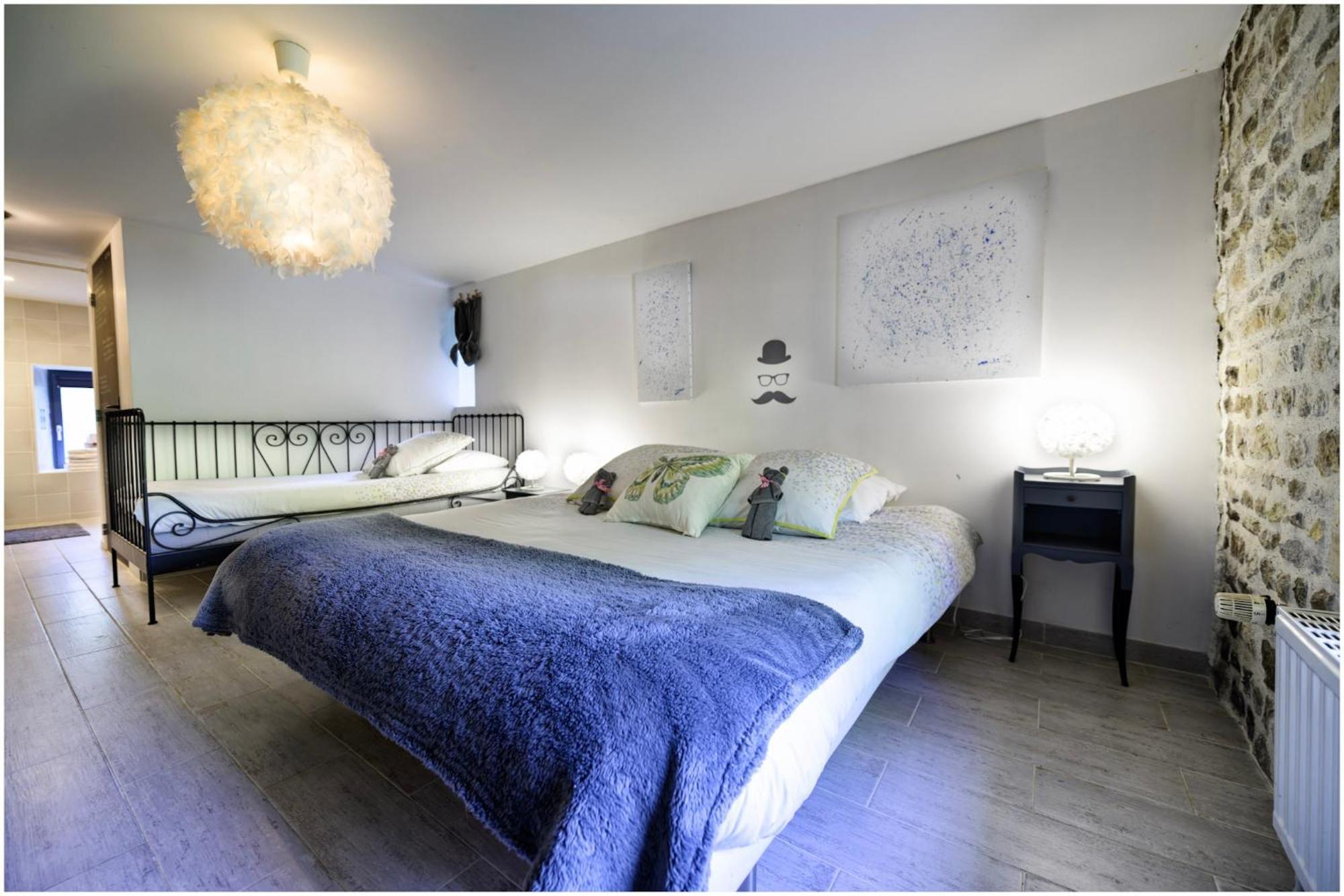 Les 2 Gites Des Chambres De Capucine Carcagny Pokoj fotografie